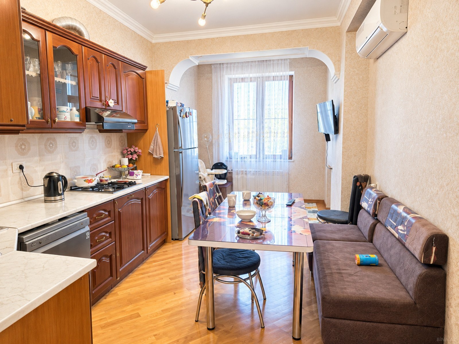 3 otaqlı Yeni tikili, Qara Qarayev m., Bakı