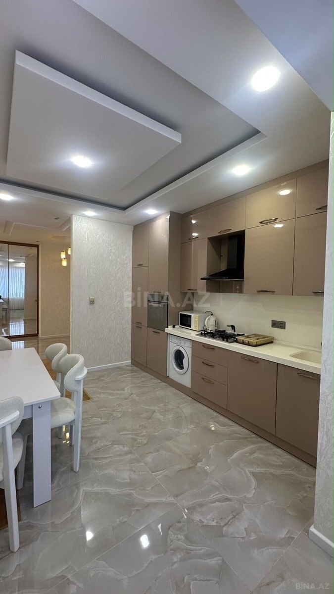 4 otaqlı Yeni tikili, İçəri Şəhər m., Bakı
