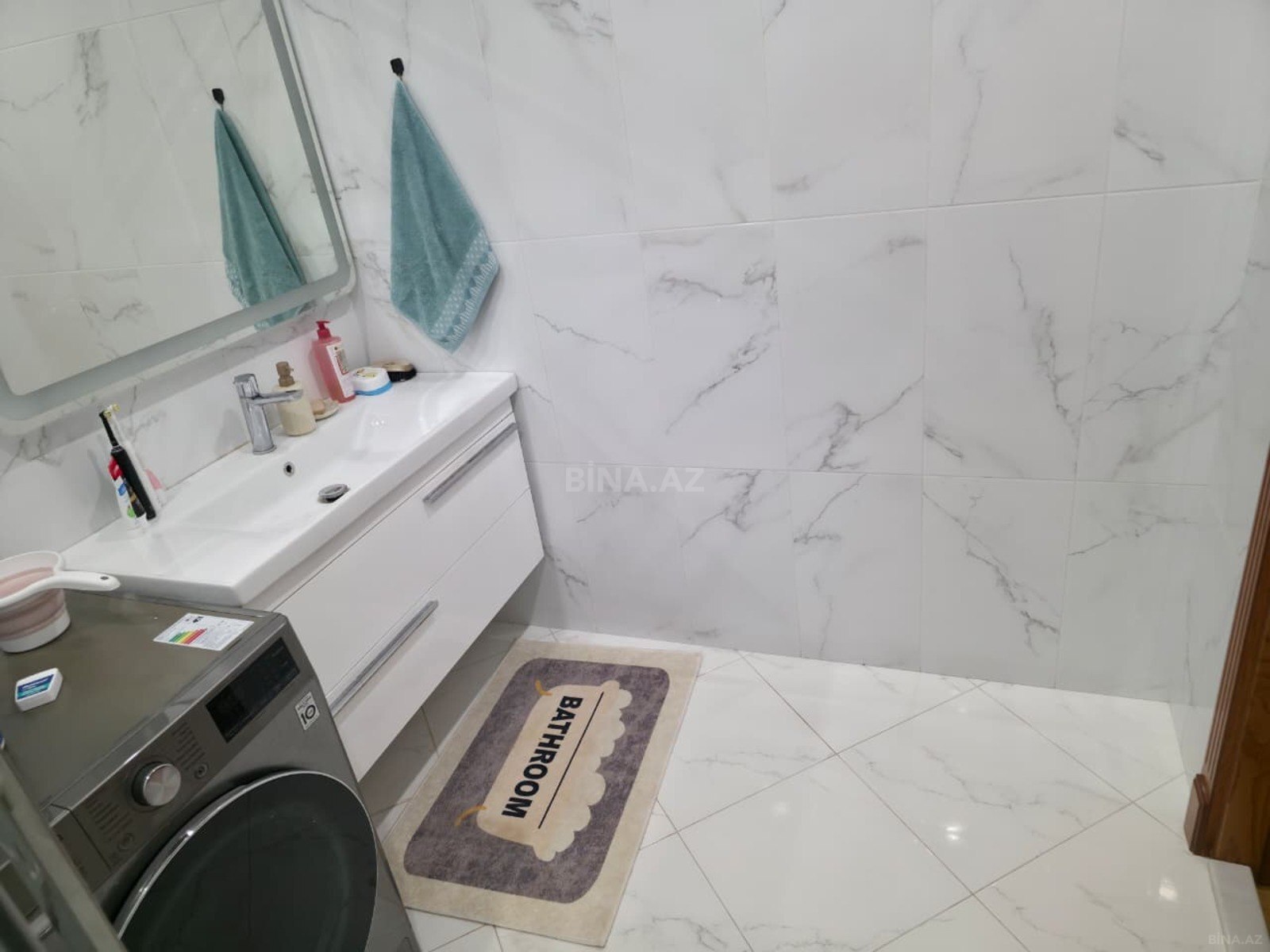 3 otaqlı Yeni tikili, Qara Qarayev m., Bakı