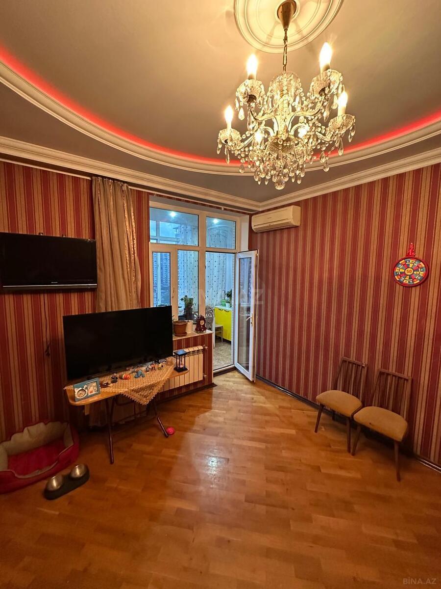 3 otaqlı Yeni tikili, Elmlər Akademiyası m., Bakı