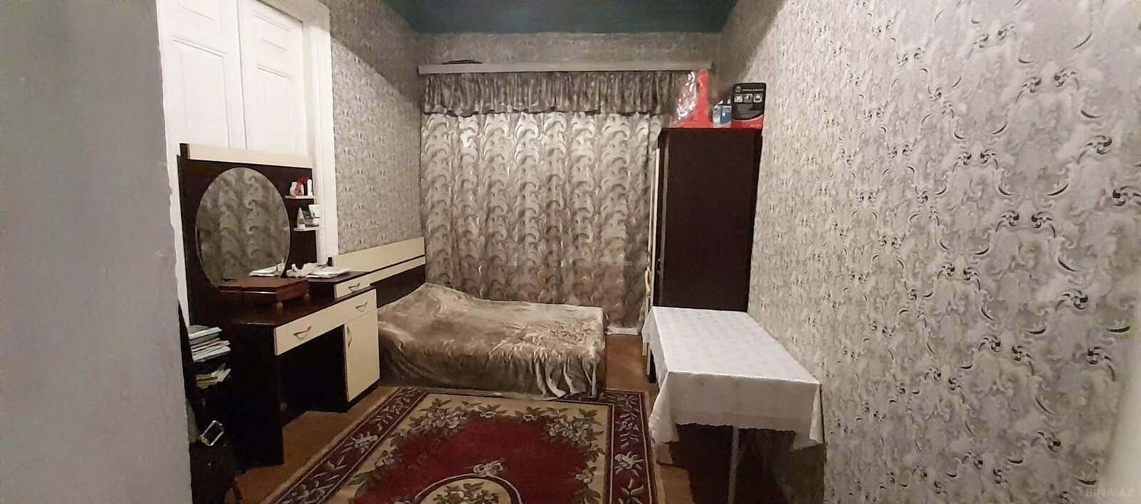 3 otaqlı Köhnə tikili, Nizami m., Bakı