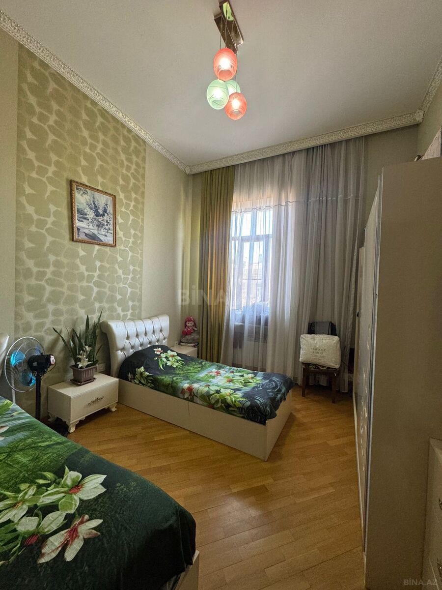 3 otaqlı Köhnə tikili, 28 May m., Bakı