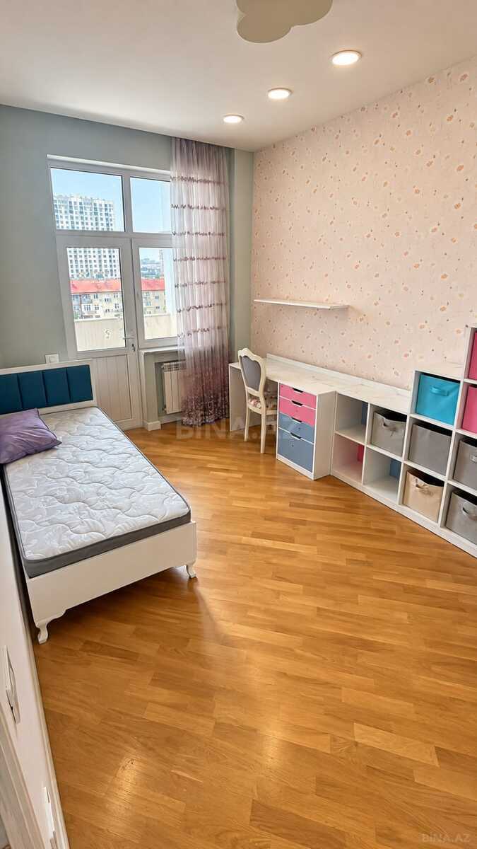 3 otaqlı Yeni tikili, Neftçilər m., Bakı