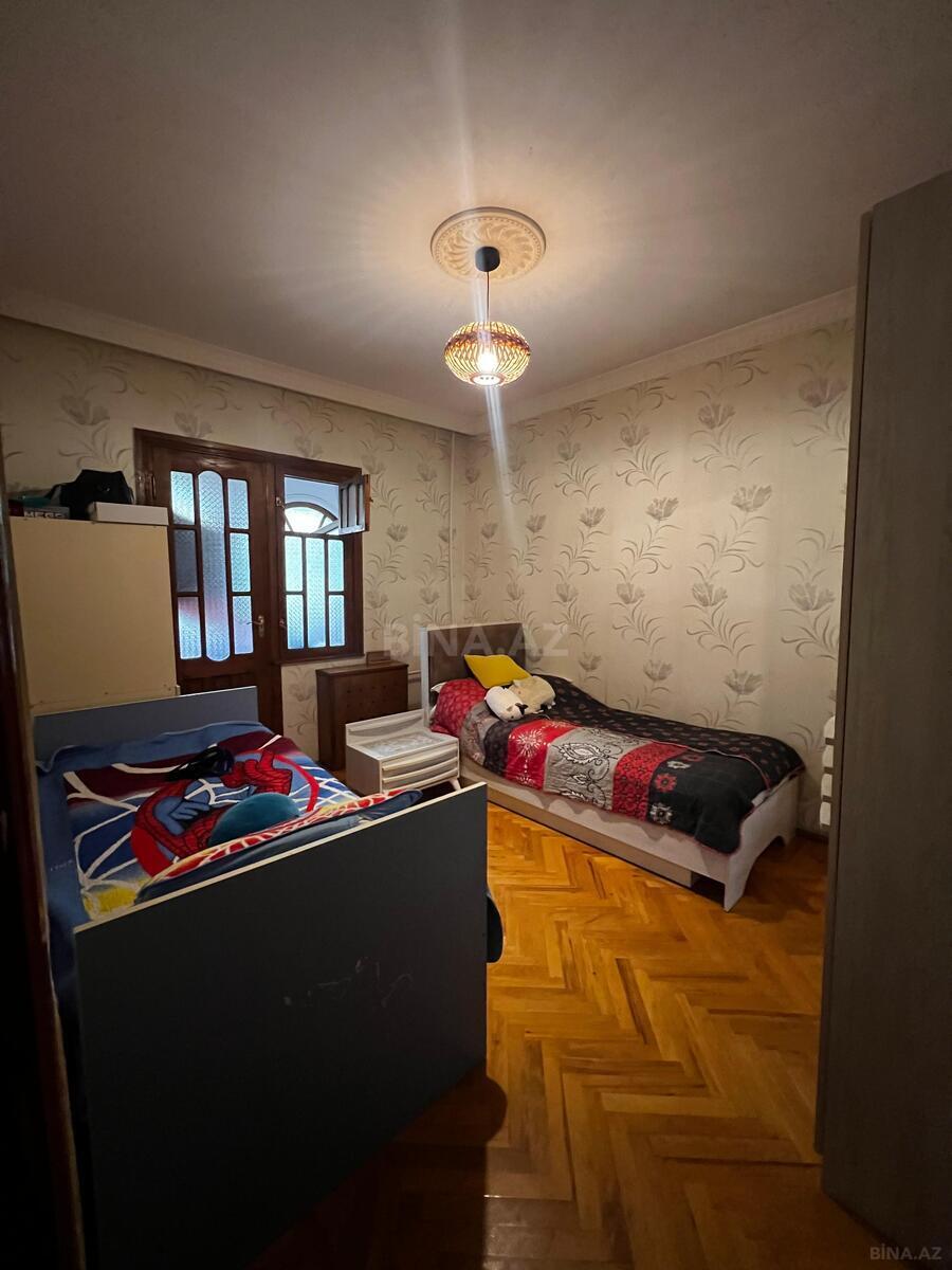 5 otaqlı Köhnə tikili, Yeni Yasamal q., Bakı