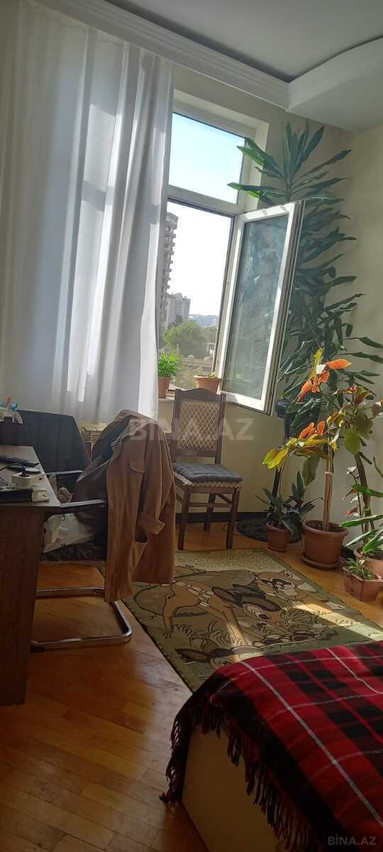 3 otaqlı Yeni tikili, Nizami m., Bakı