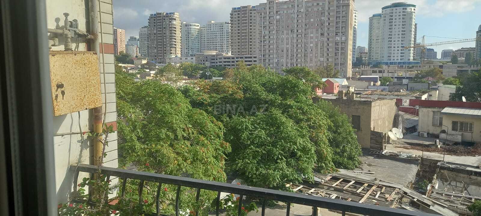 3 otaqlı Yeni tikili, Nizami m., Bakı