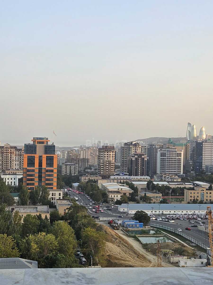3 otaqlı Yeni tikili, 8 Noyabr m., Bakı