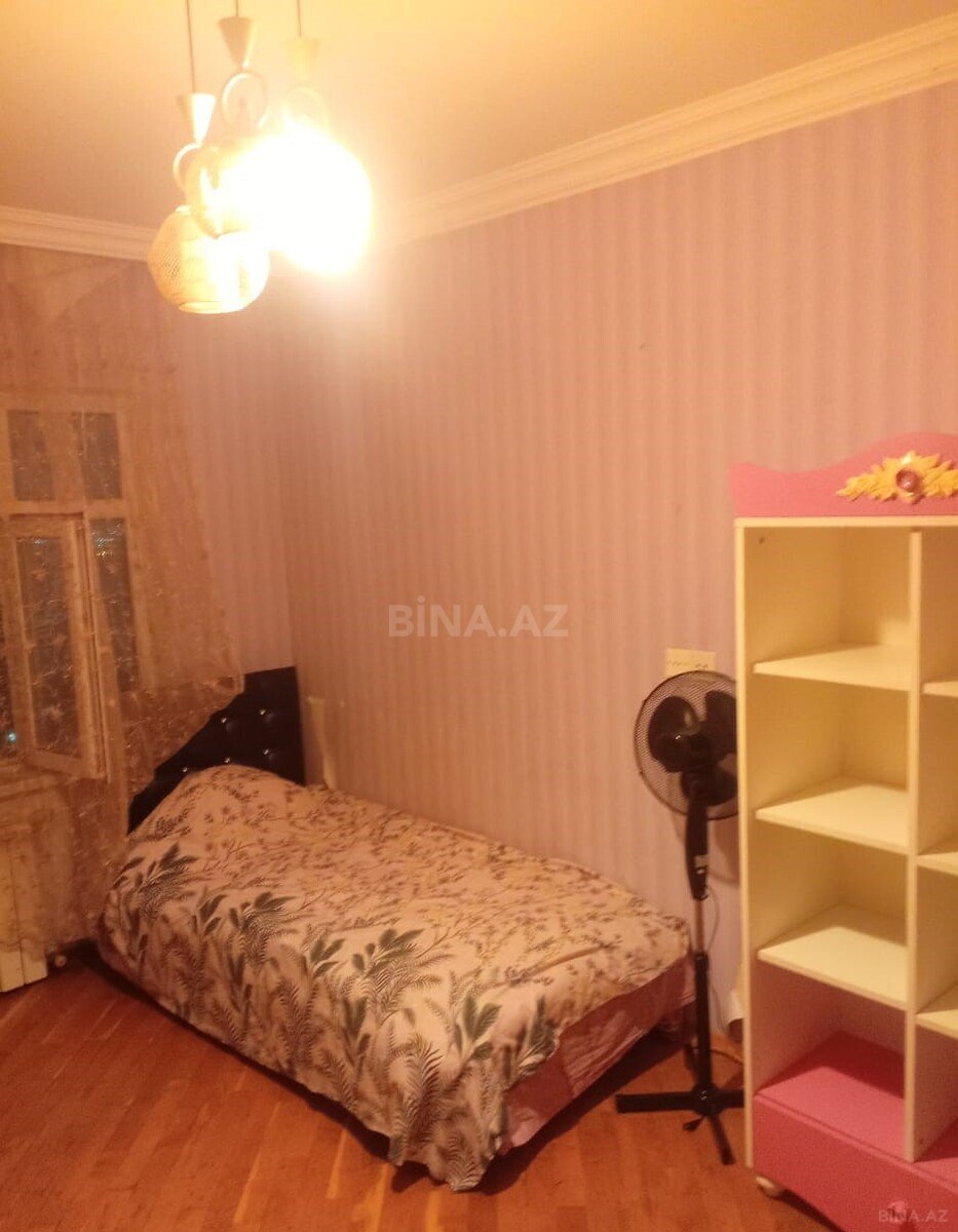 3 otaqlı Köhnə tikili, Əhmədli q., Bakı