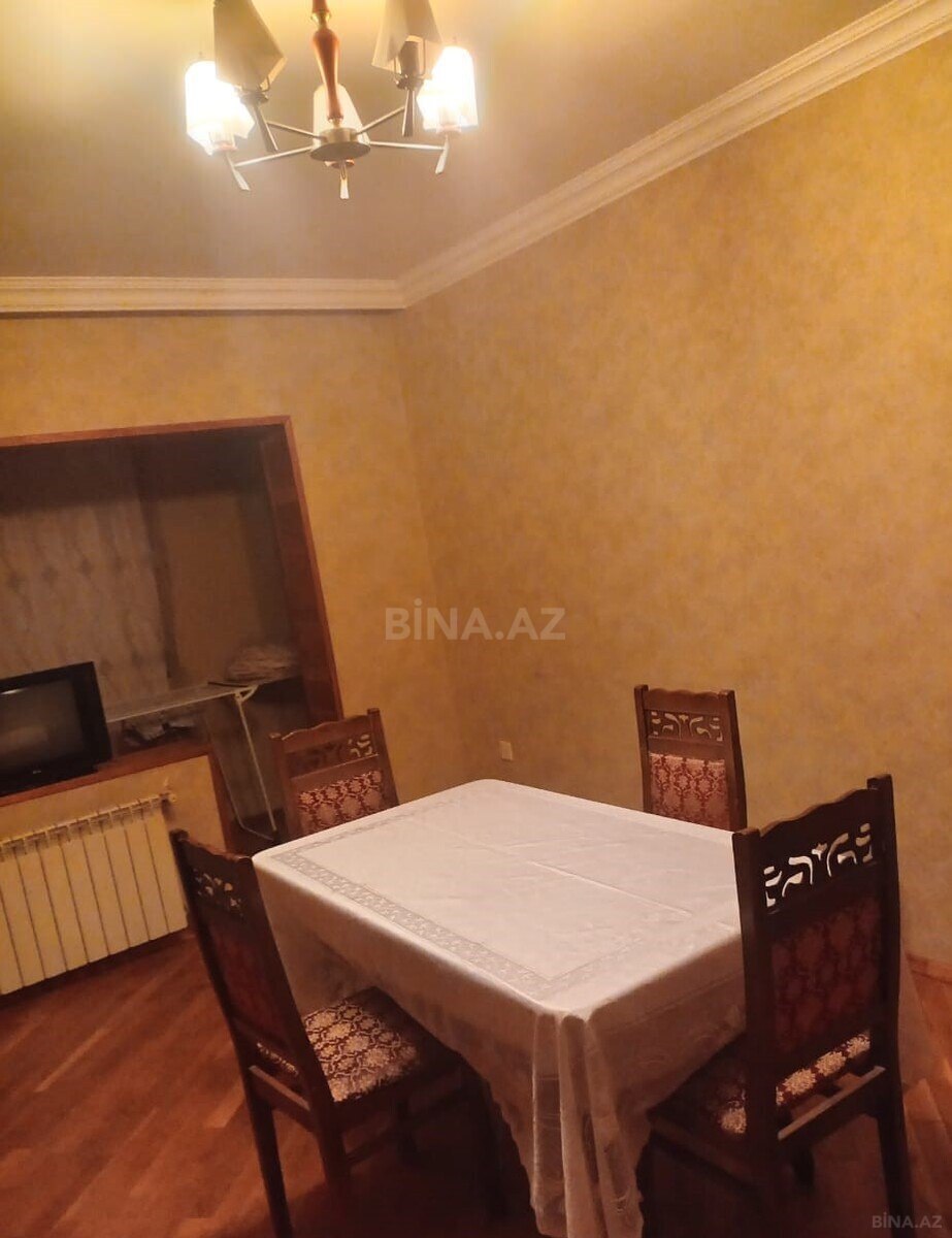 3 otaqlı Köhnə tikili, Əhmədli q., Bakı
