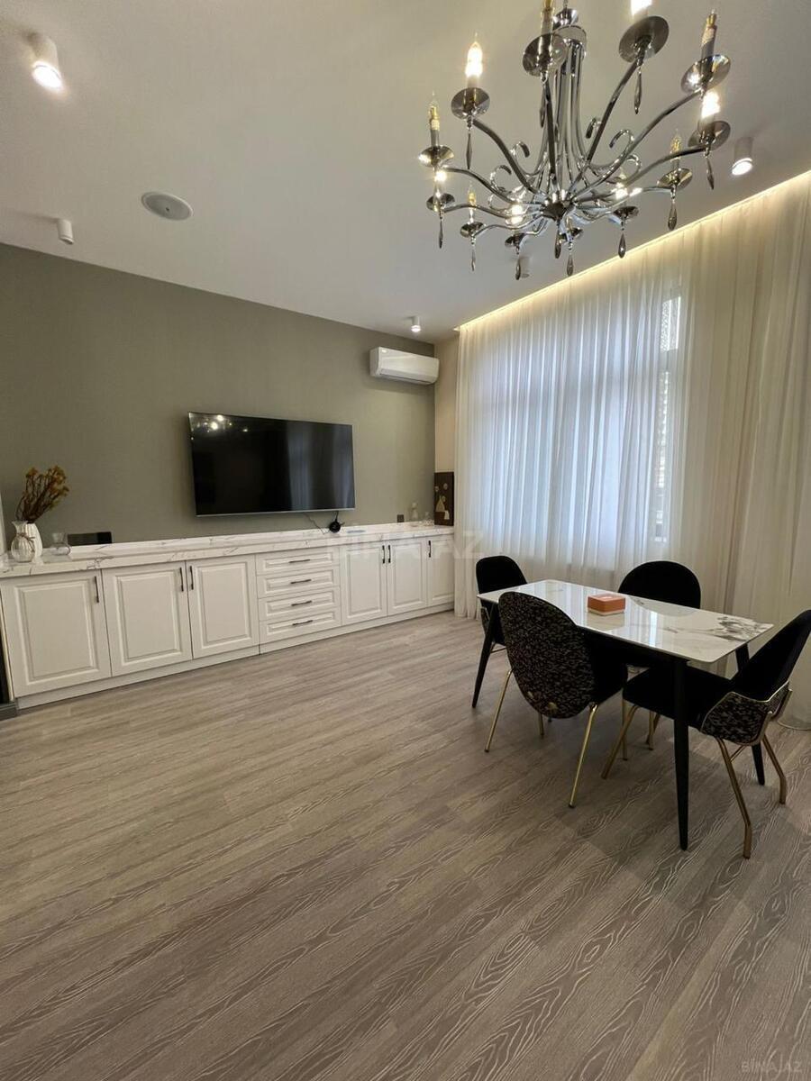 3 otaqlı Köhnə tikili, Sahil m., Bakı