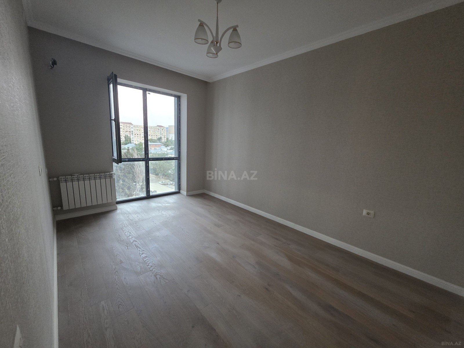 3 otaqlı Yeni tikili, İnşaatçılar m., Bakı