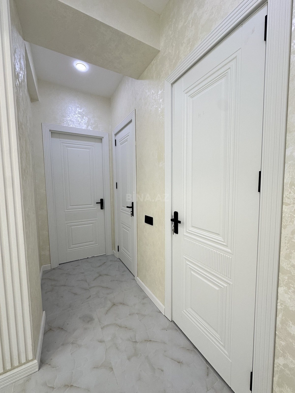 3 otaqlı Yeni tikili, İnşaatçılar m., Bakı