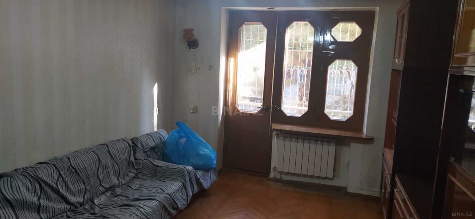 3 otaqlı Köhnə tikili, Nəsimi r., Bakı
