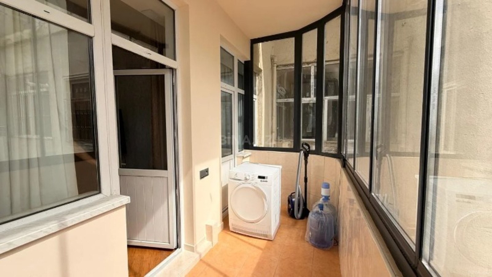 2 otaqlı Yeni tikili, İnşaatçılar m., Bakı