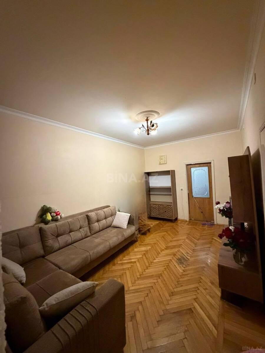 2 otaqlı Köhnə tikili, 8 Noyabr m., Bakı
