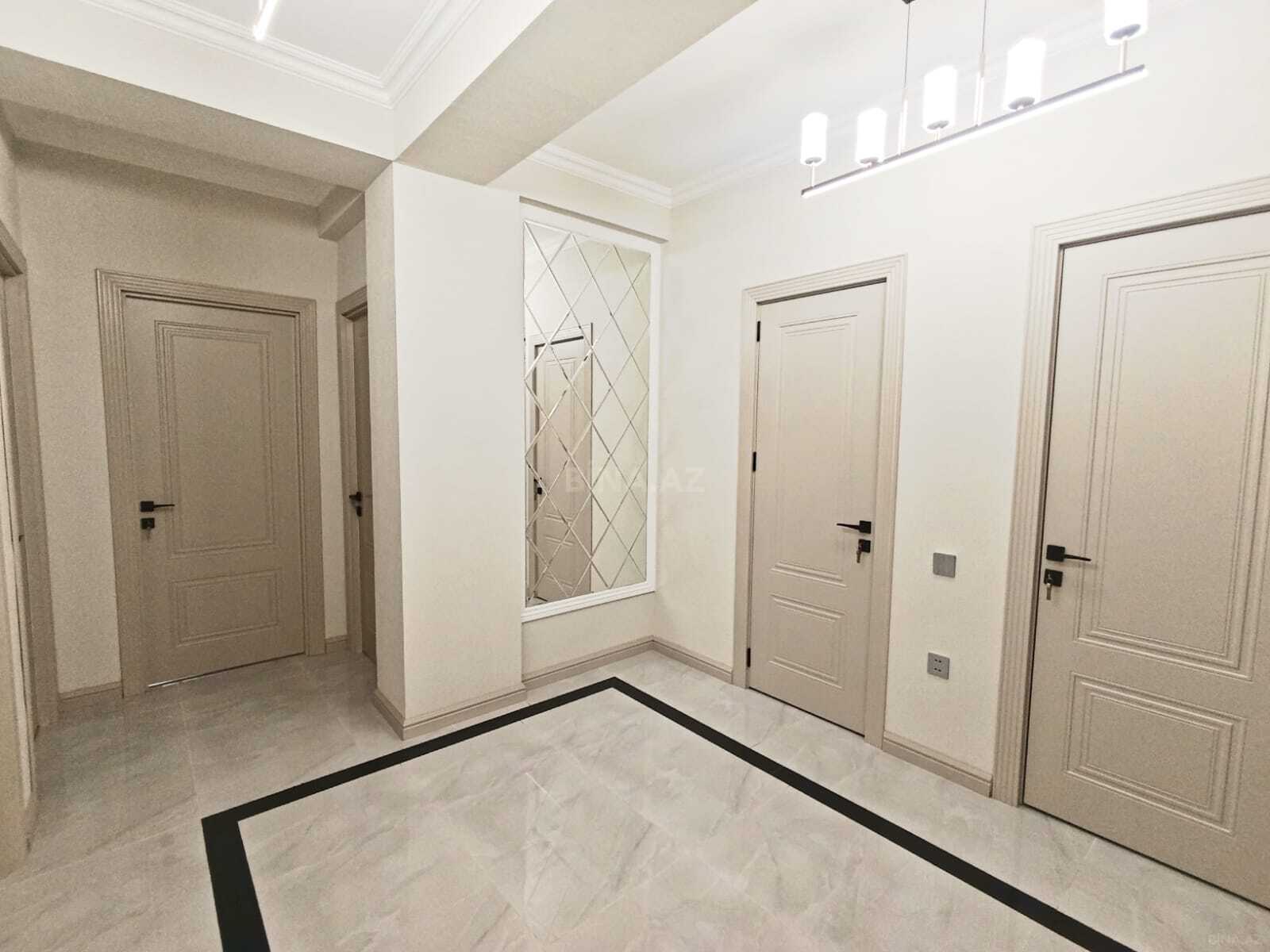 3 otaqlı Yeni tikili, Yeni Günəşli q., Bakı