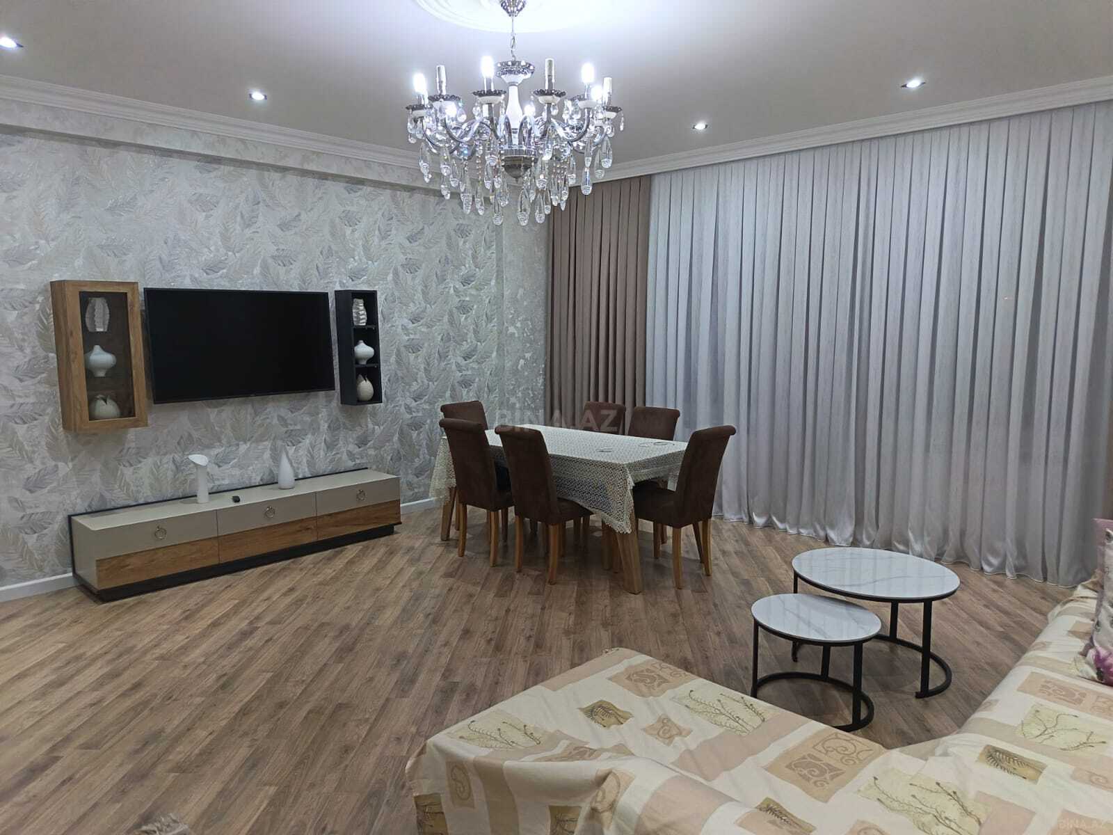 4 otaqlı Yeni tikili, Yasamal q., Bakı