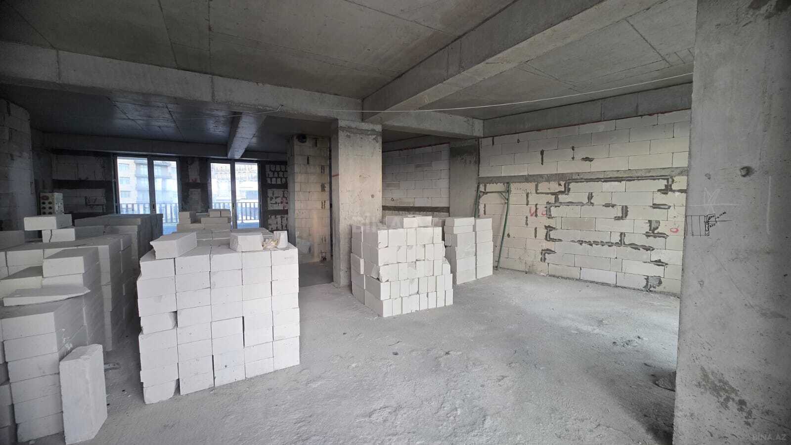4 otaqlı Yeni tikili, Ağ şəhər q., Bakı