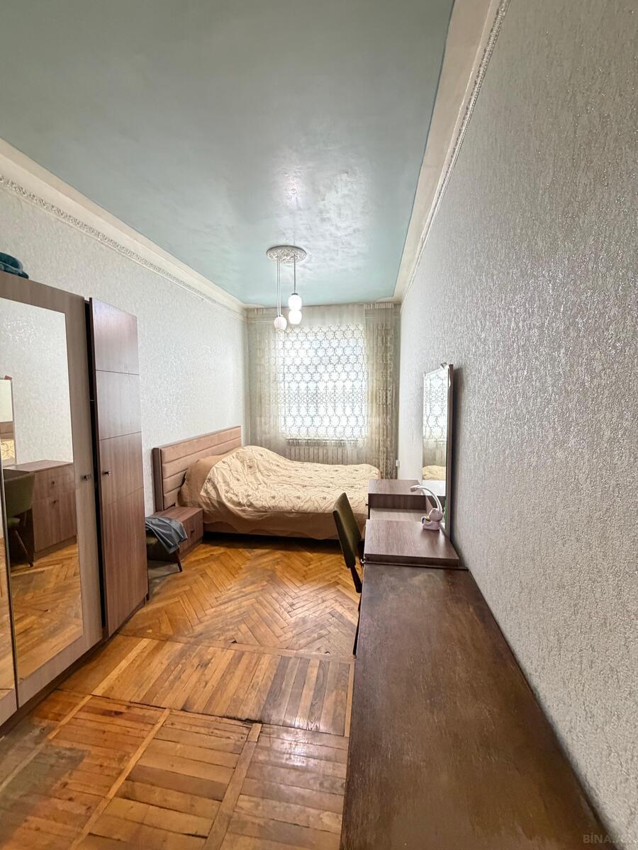 2 otaqlı Köhnə tikili, 8 Noyabr m., Bakı