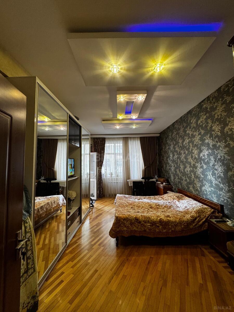 2 otaqlı Yeni tikili, 8 Noyabr m., Bakı