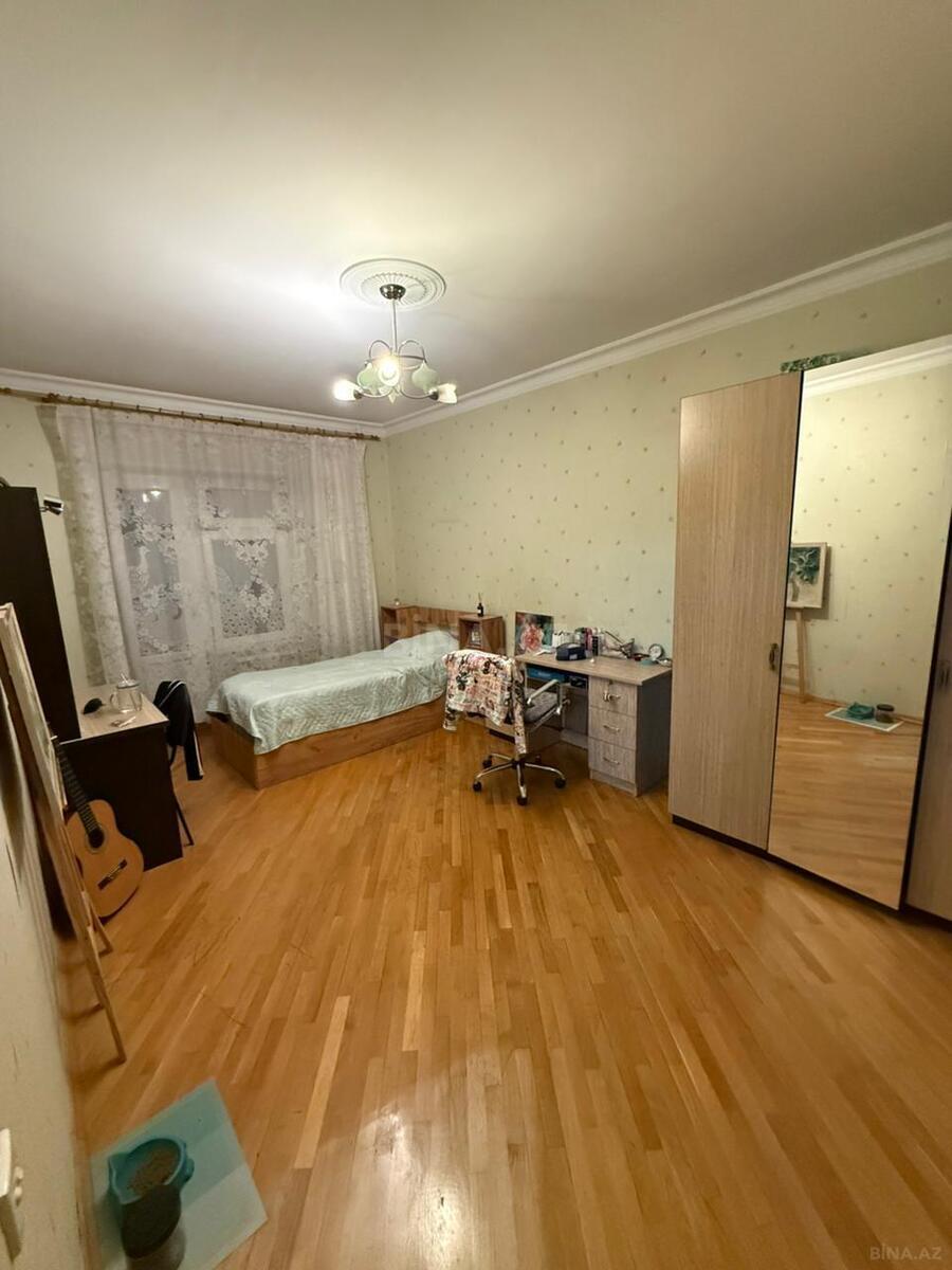 4 otaqlı Köhnə tikili, Əhmədli m., Bakı