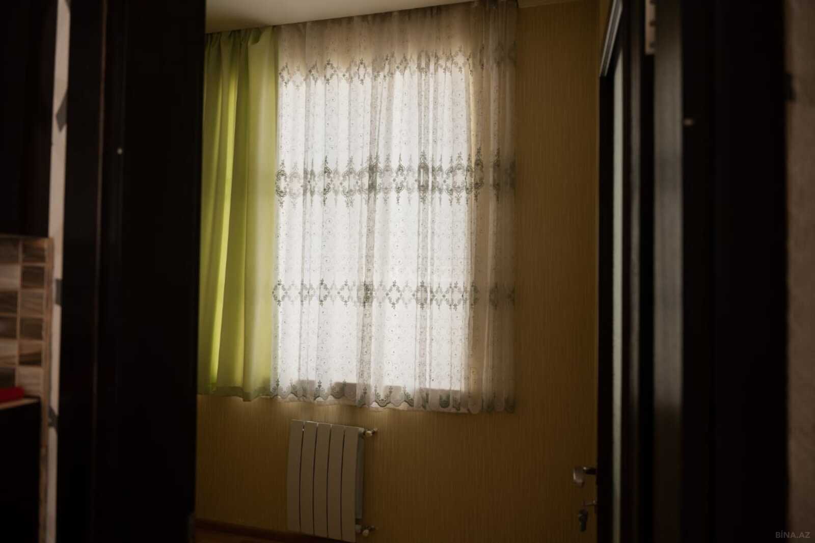 3 otaqlı Yeni tikili, Şah İsmayıl Xətai m., Bakı