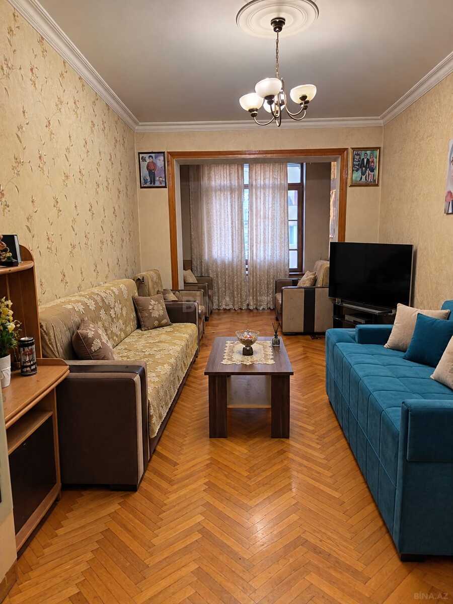 2 otaqlı Köhnə tikili, Azadlıq Prospekti m., Bakı