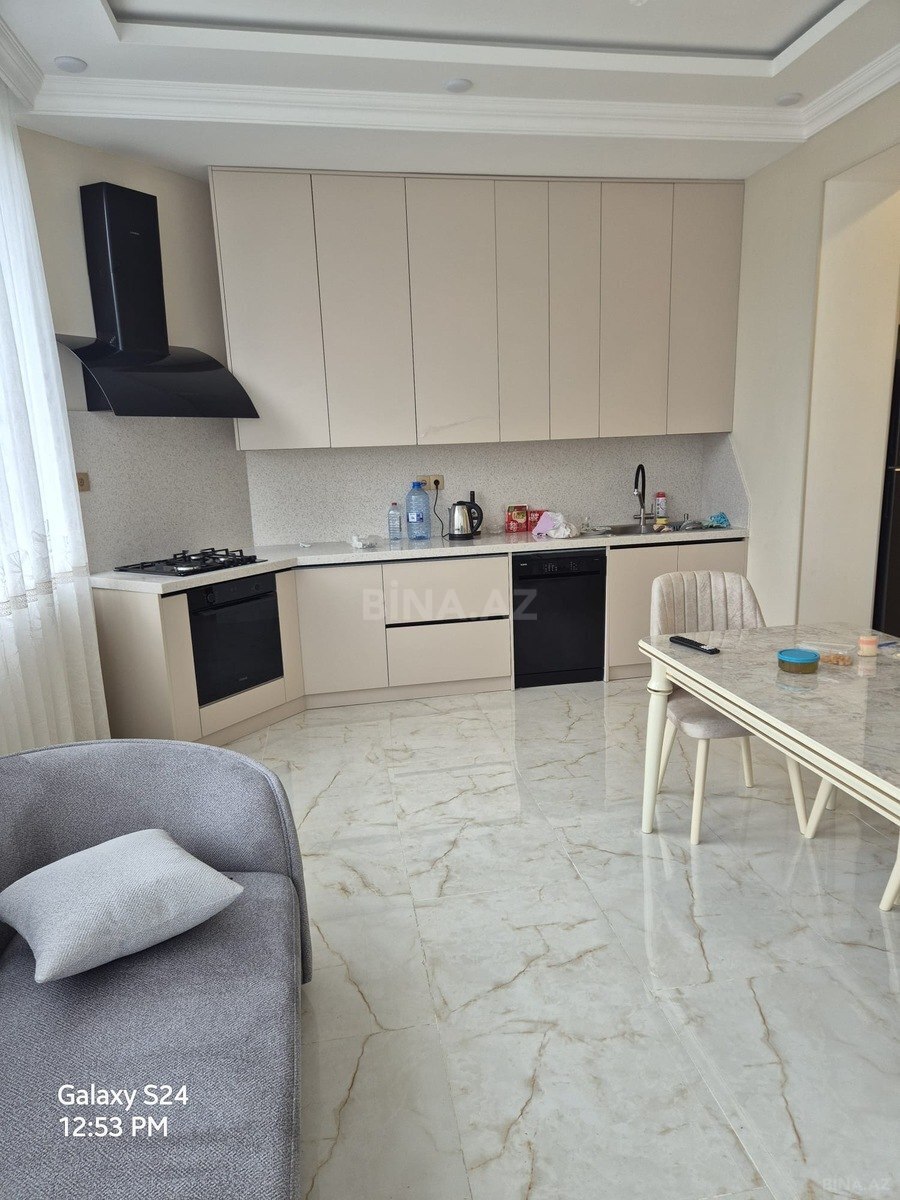 3 otaqlı Yeni tikili, Elmlər Akademiyası m., Bakı