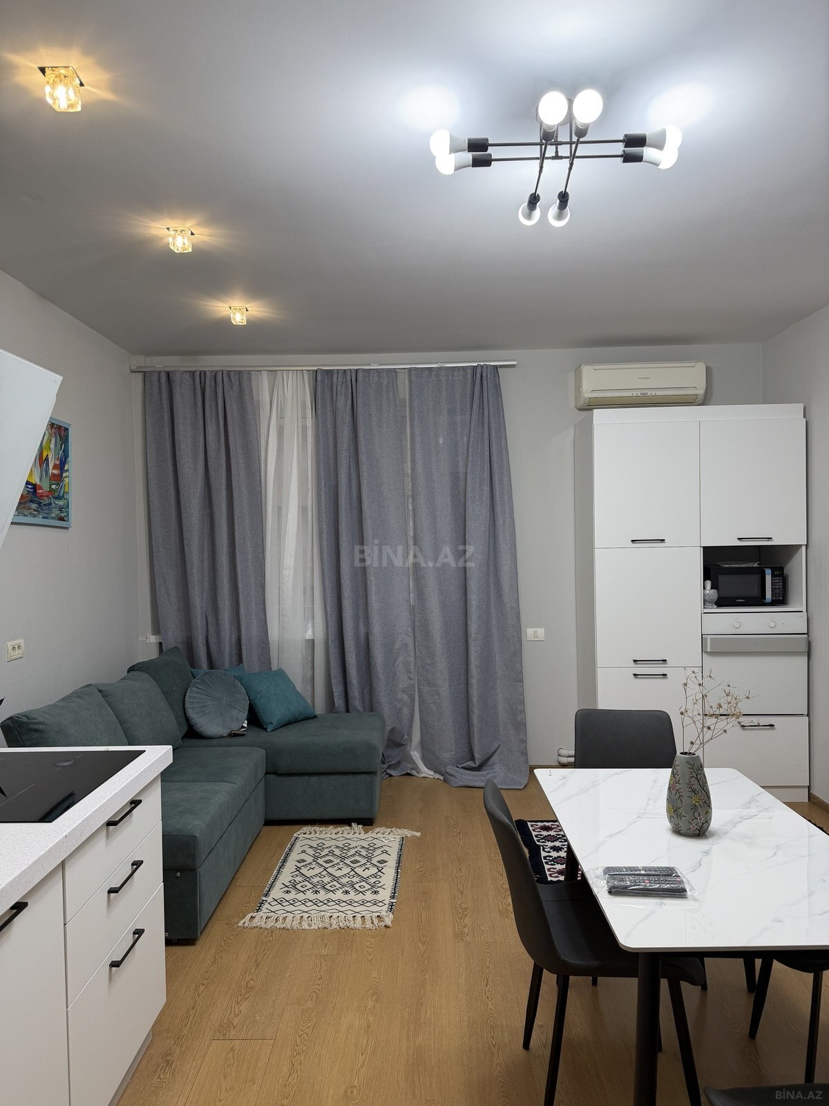 3 otaqlı Yeni tikili, 8 Noyabr m., Bakı