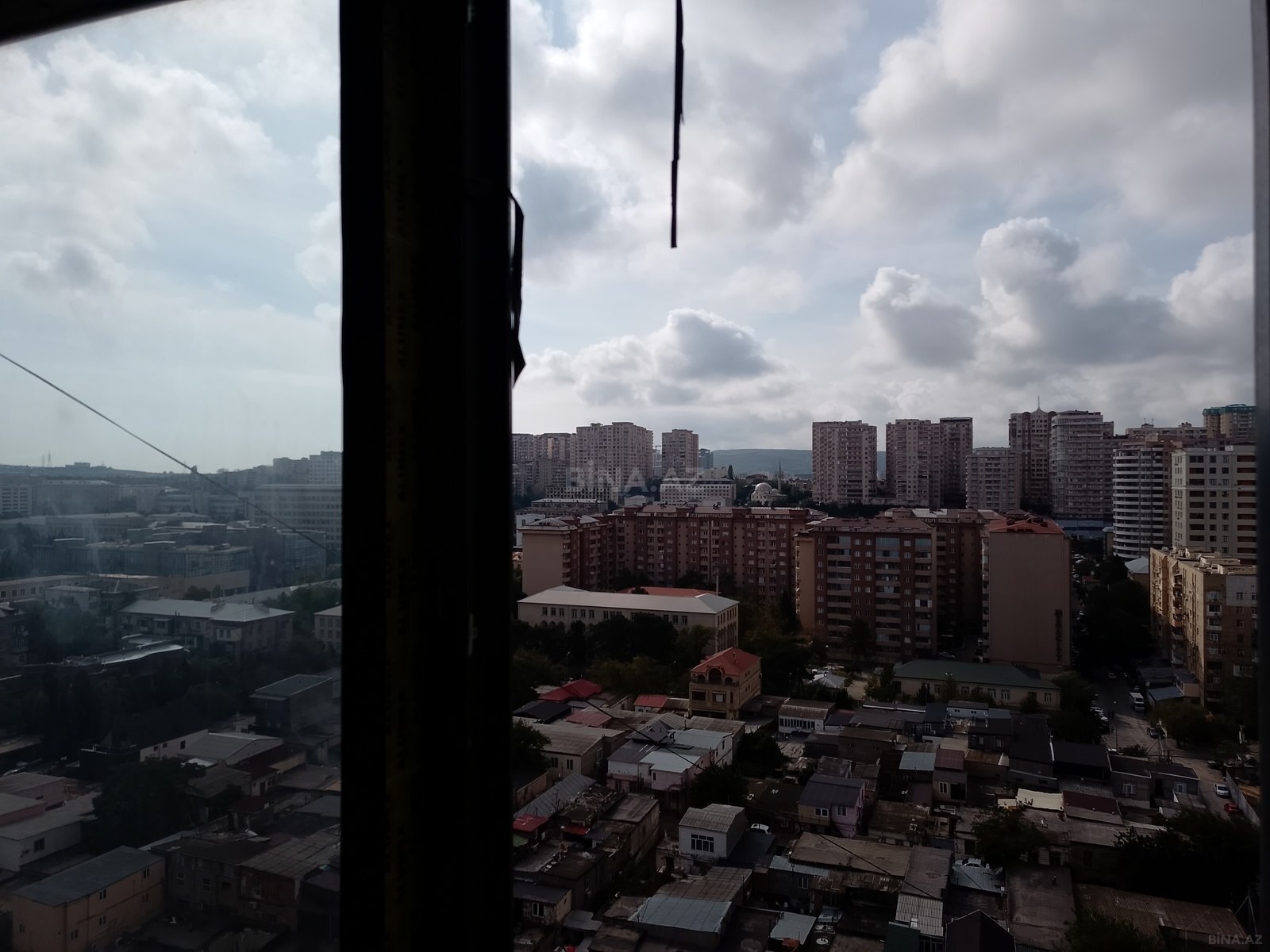 4 otaqlı Yeni tikili, Elmlər Akademiyası m., Bakı