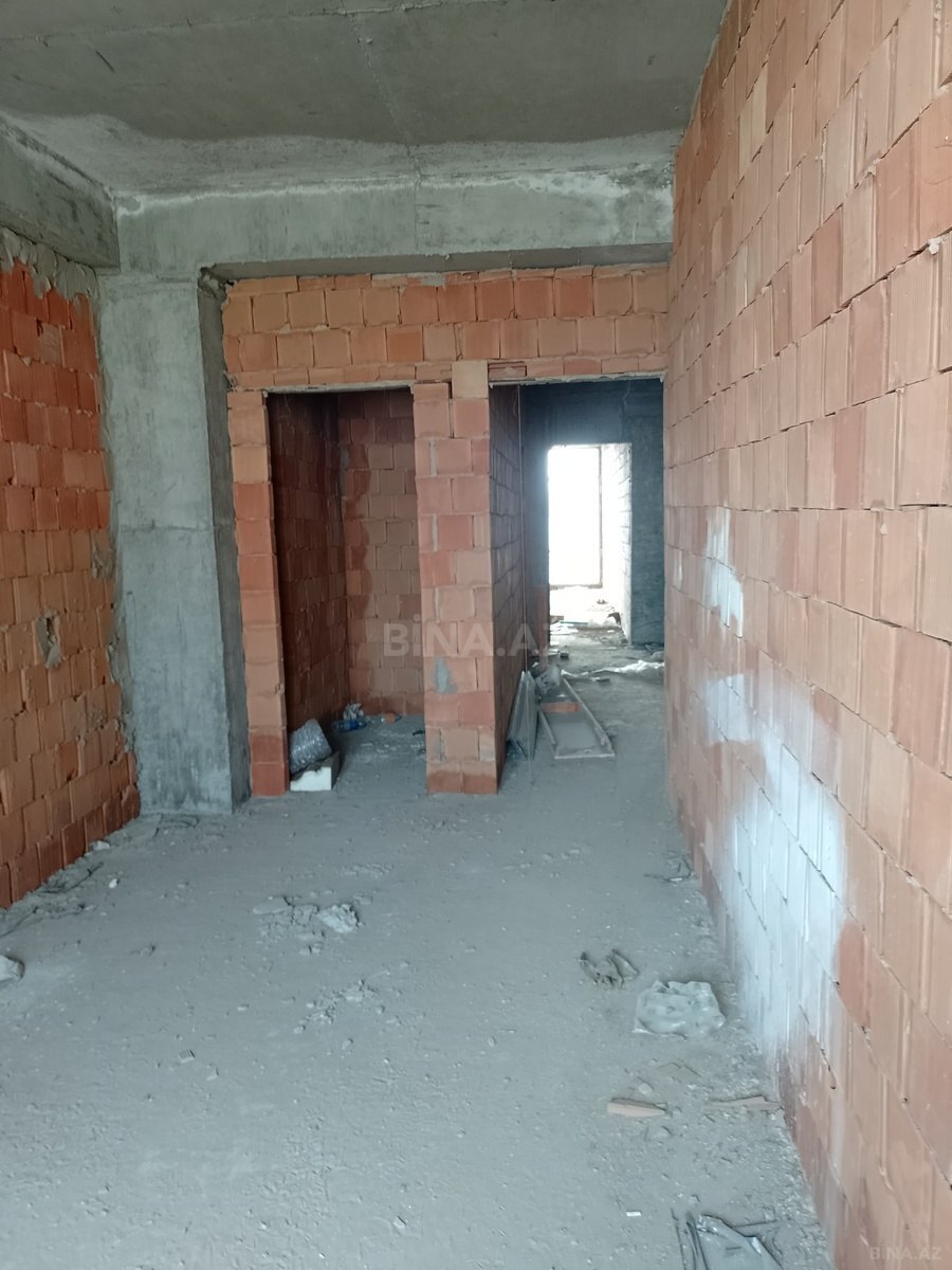 4 otaqlı Yeni tikili, Elmlər Akademiyası m., Bakı
