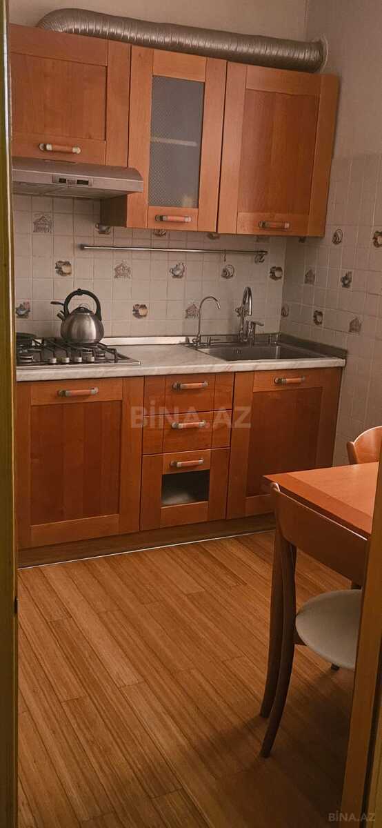 2 otaqlı Köhnə tikili, Gənclik m., Bakı