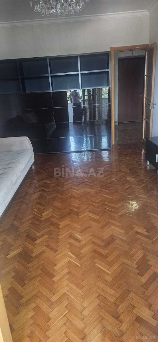 2 otaqlı Köhnə tikili, Gənclik m., Bakı
