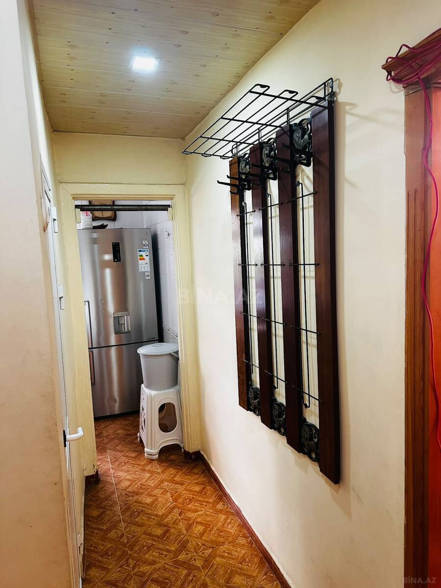 2 otaqlı Köhnə tikili, Qara Qarayev m., Bakı