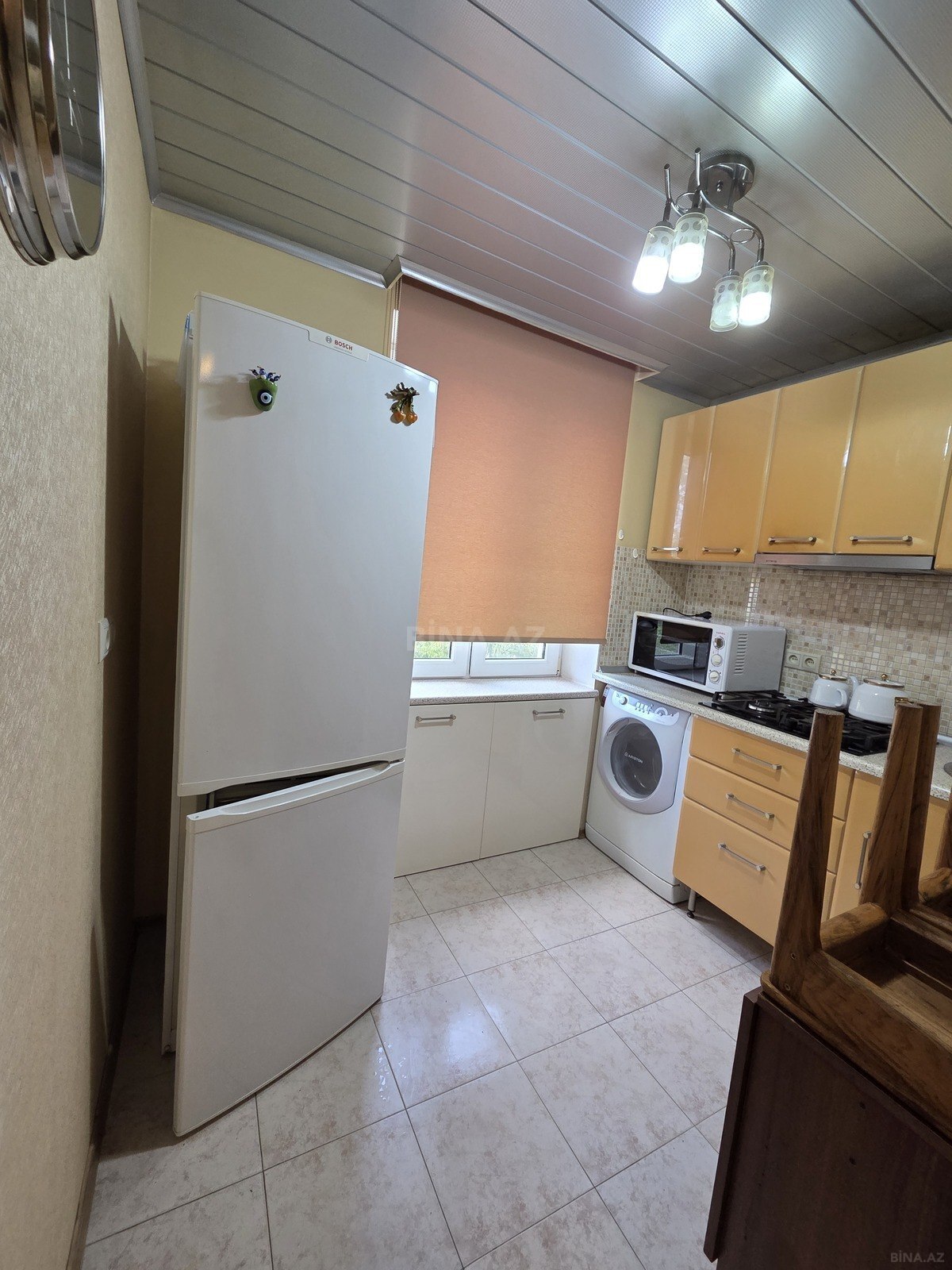 2 otaqlı Köhnə tikili, Elmlər Akademiyası m., Bakı
