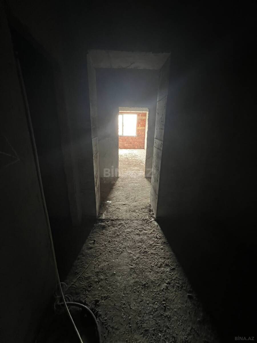 4 otaqlı Yeni tikili, Şah İsmayıl Xətai m., Bakı