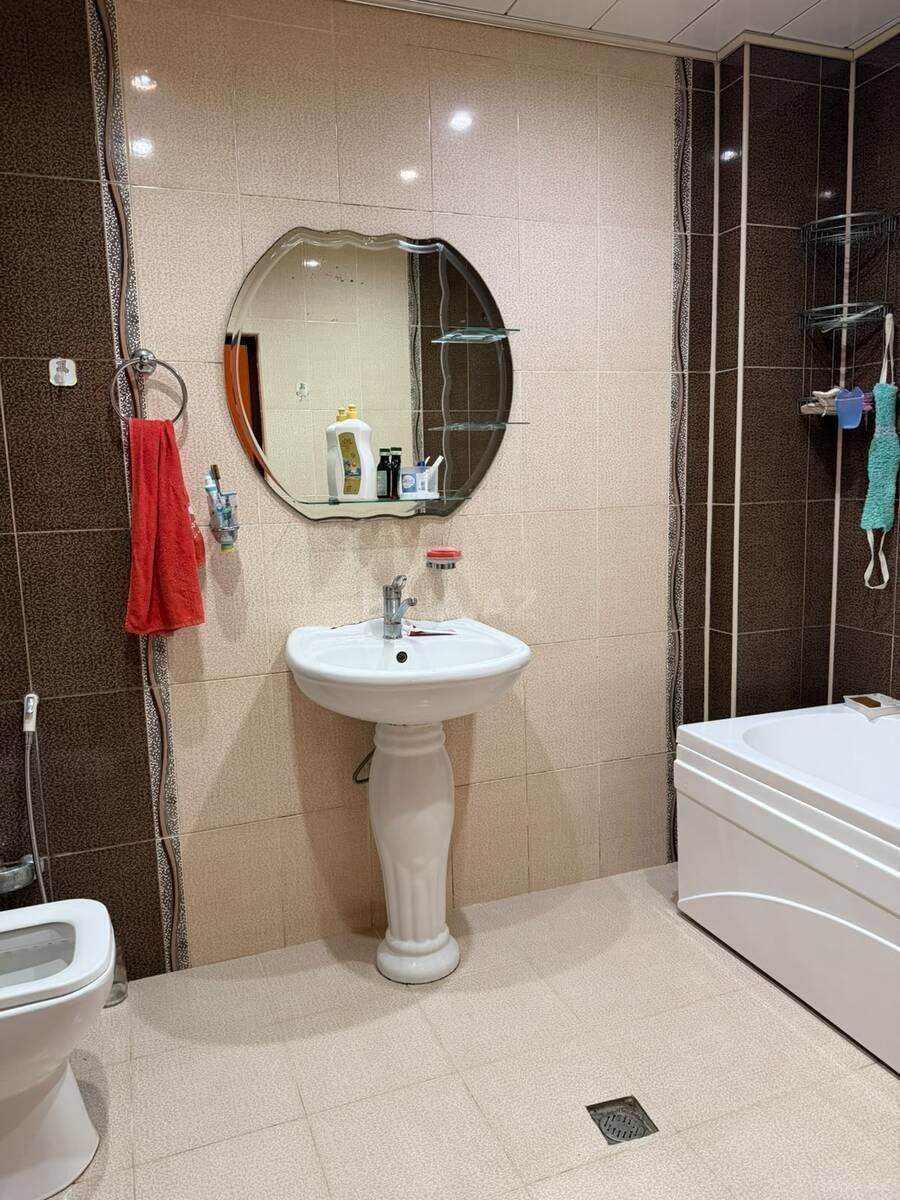 2 otaqlı Yeni tikili, İnşaatçılar m., Bakı