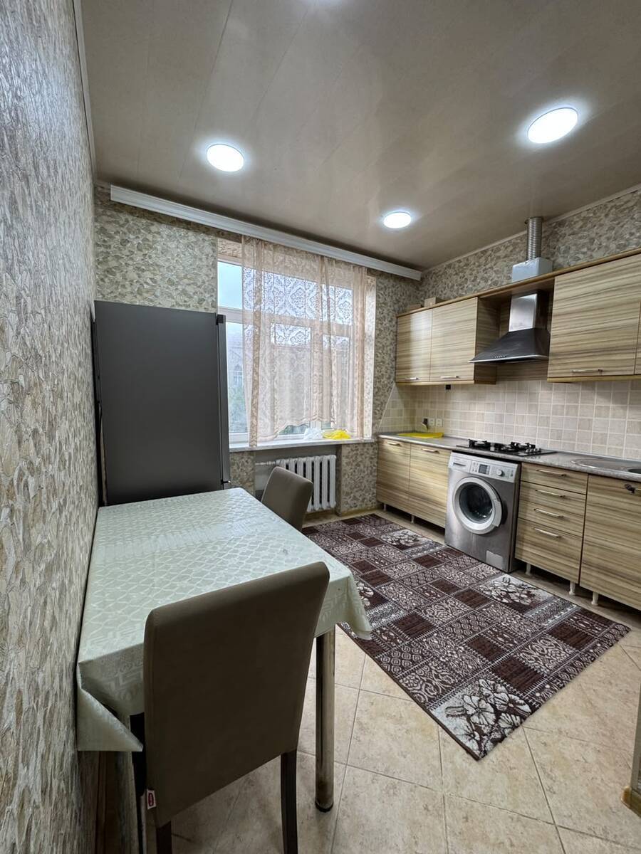 3 otaqlı Köhnə tikili, Yasamal r., Bakı