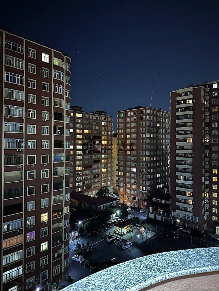 3 otaqlı Yeni tikili, Azadlıq Prospekti m., Bakı