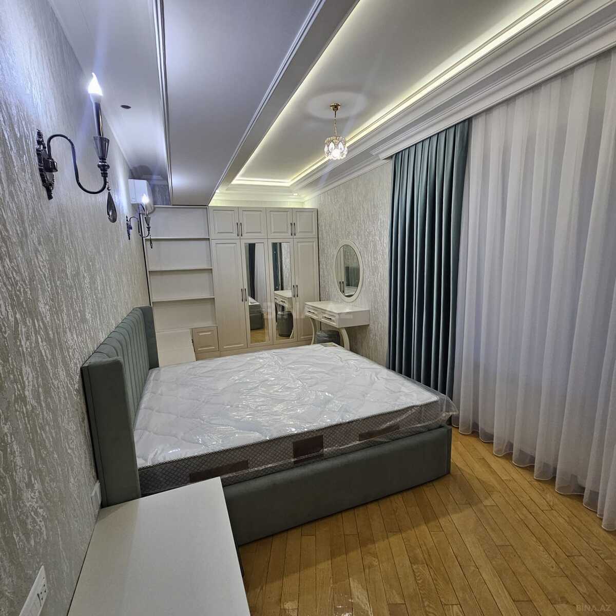 3 otaqlı Yeni tikili, Şah İsmayıl Xətai m., Bakı