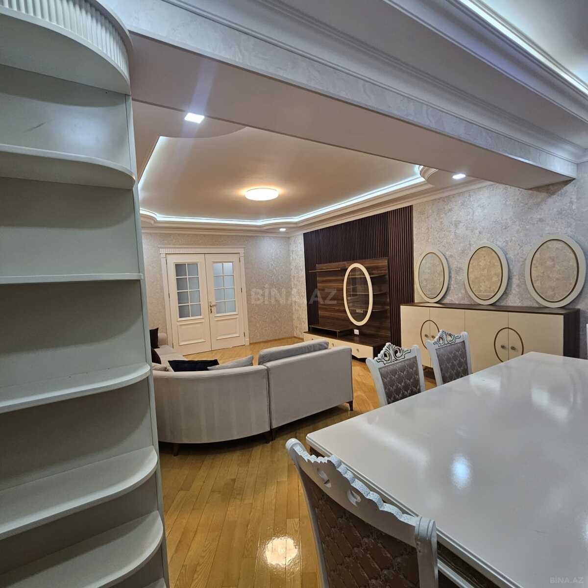 3 otaqlı Yeni tikili, Şah İsmayıl Xətai m., Bakı