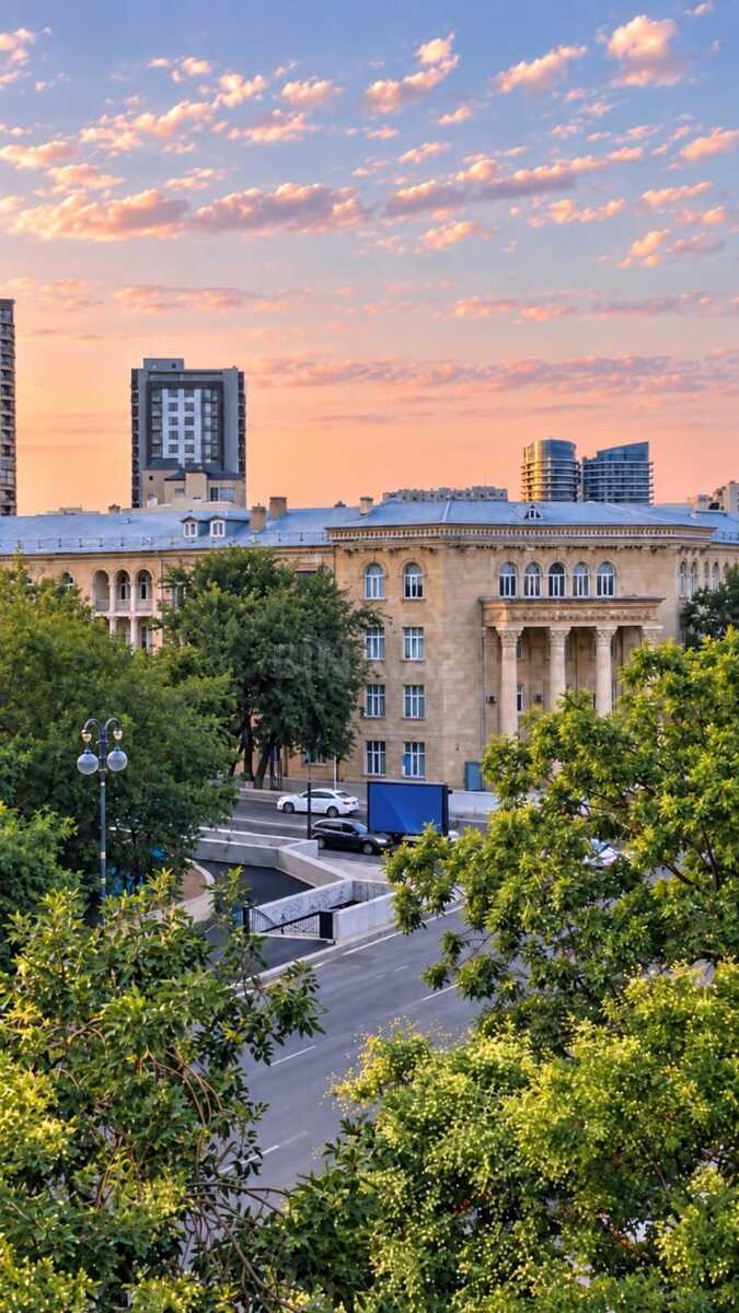 2 otaqlı Köhnə tikili, Elmlər Akademiyası m., Bakı