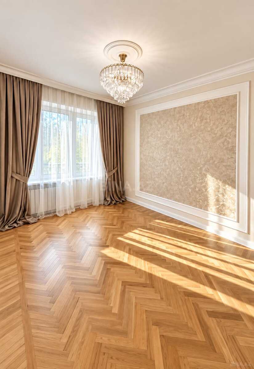 2 otaqlı Köhnə tikili, Elmlər Akademiyası m., Bakı