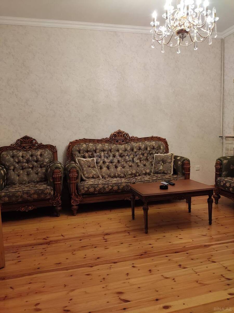 2 otaqlı Köhnə tikili, 28 May m., Bakı