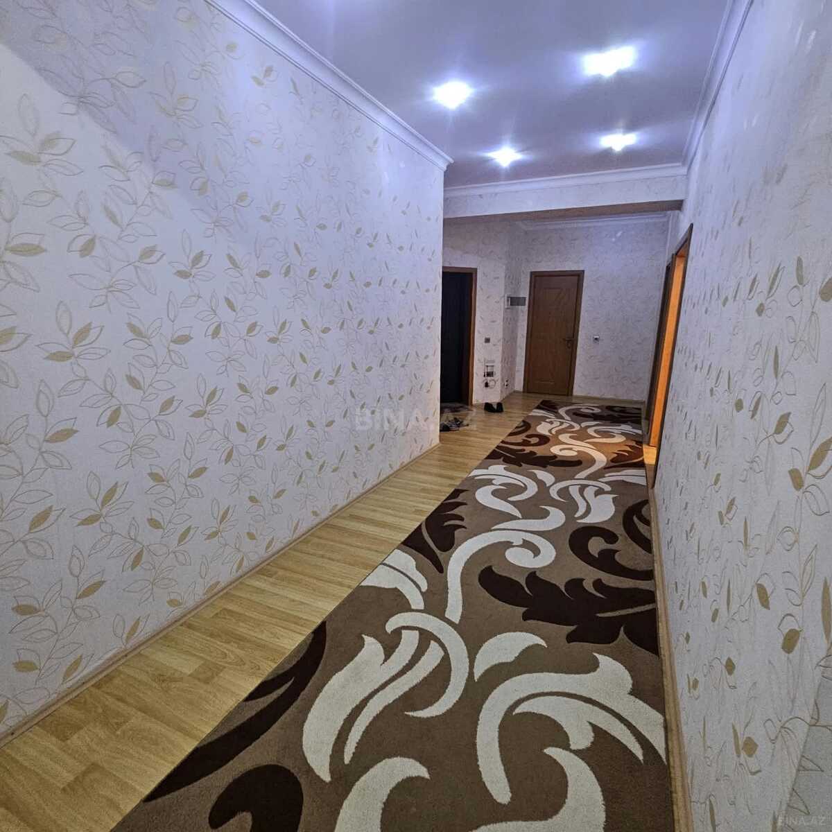 3 otaqlı Yeni tikili, Şah İsmayıl Xətai m., Bakı