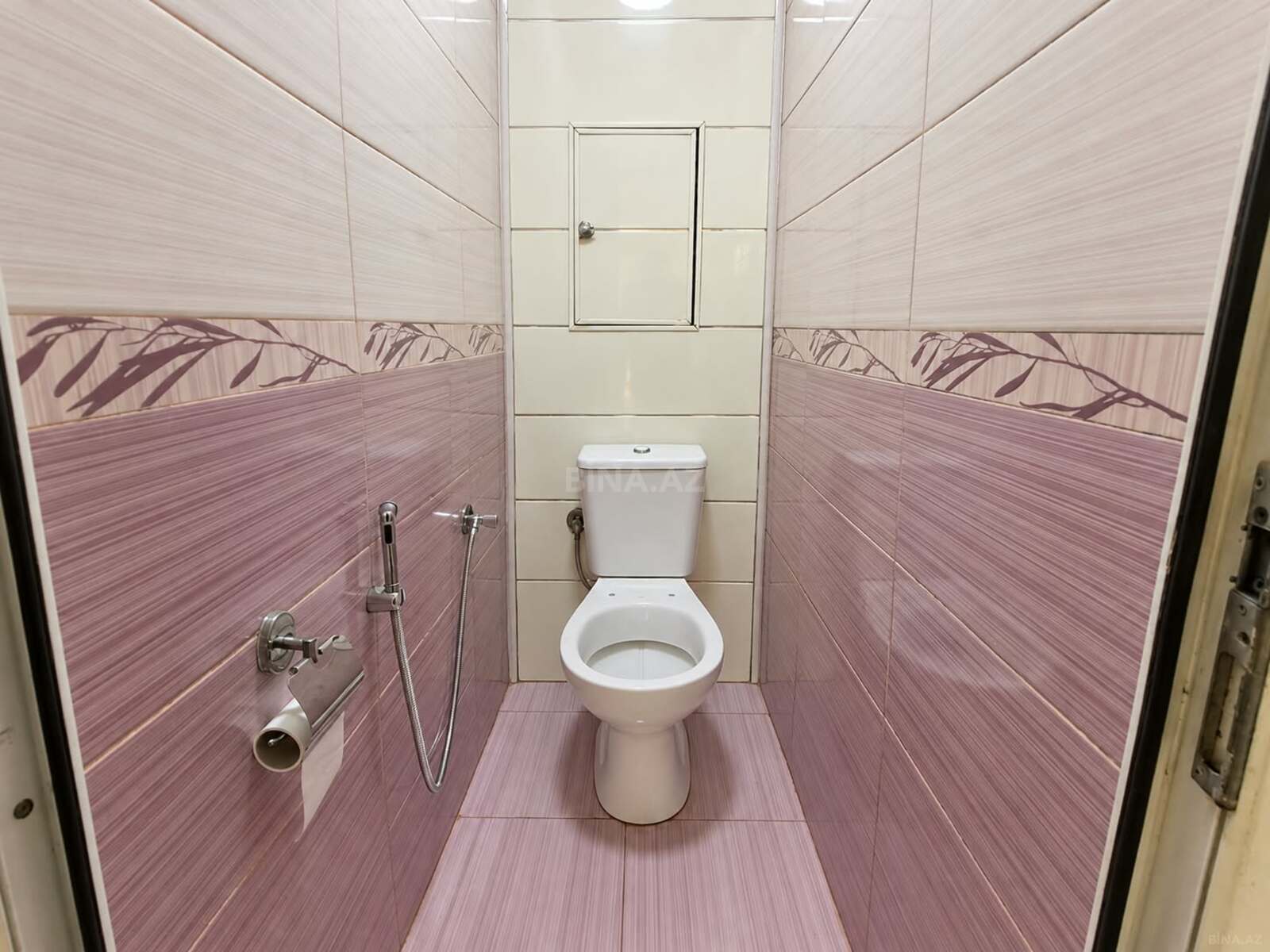 3 otaqlı Köhnə tikili, Neftçilər m., Bakı