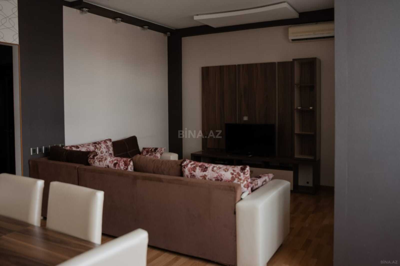 3 otaqlı Yeni tikili, 28 May m., Bakı