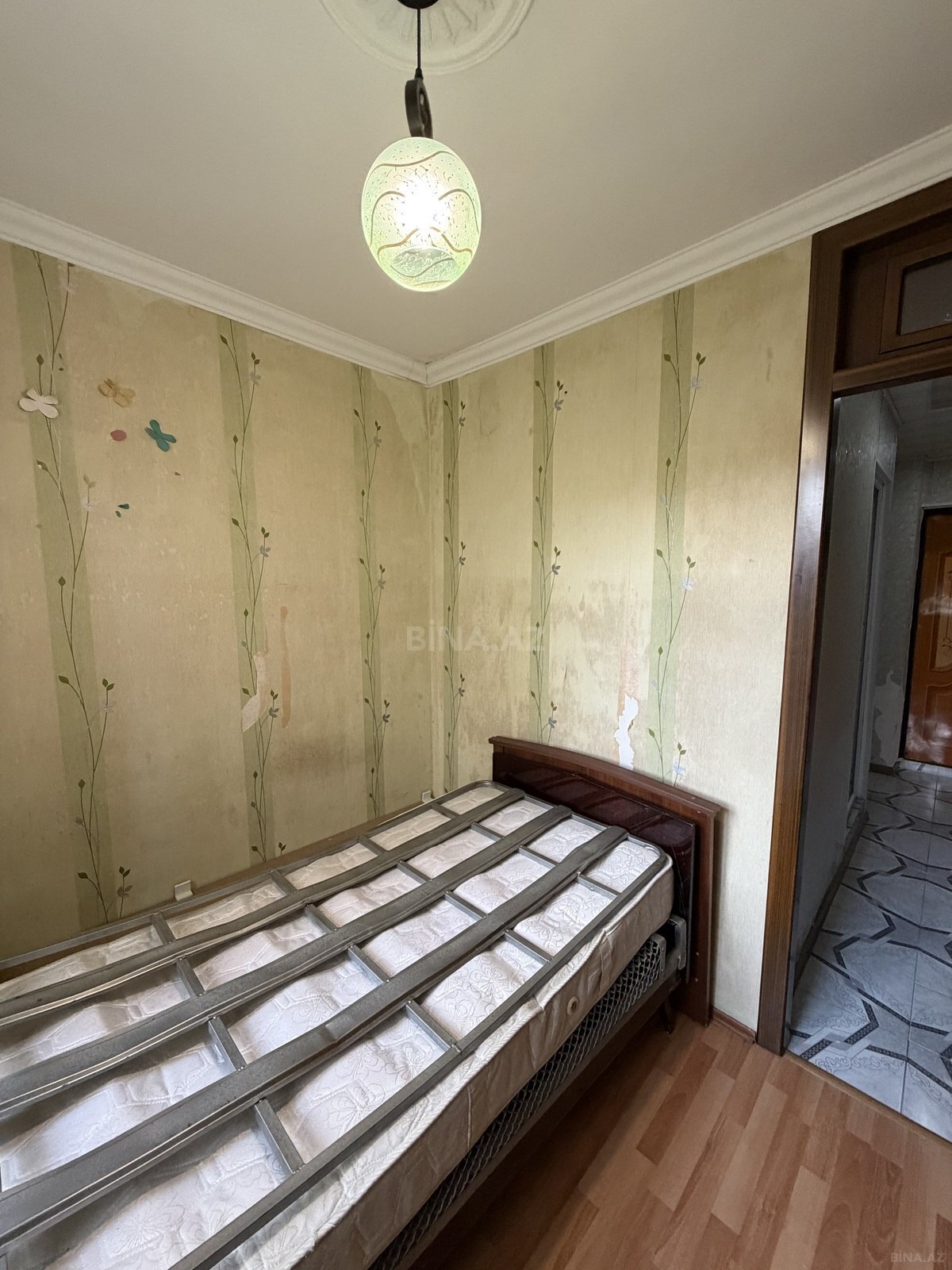 2 otaqlı Köhnə tikili, Neftçilər m., Bakı