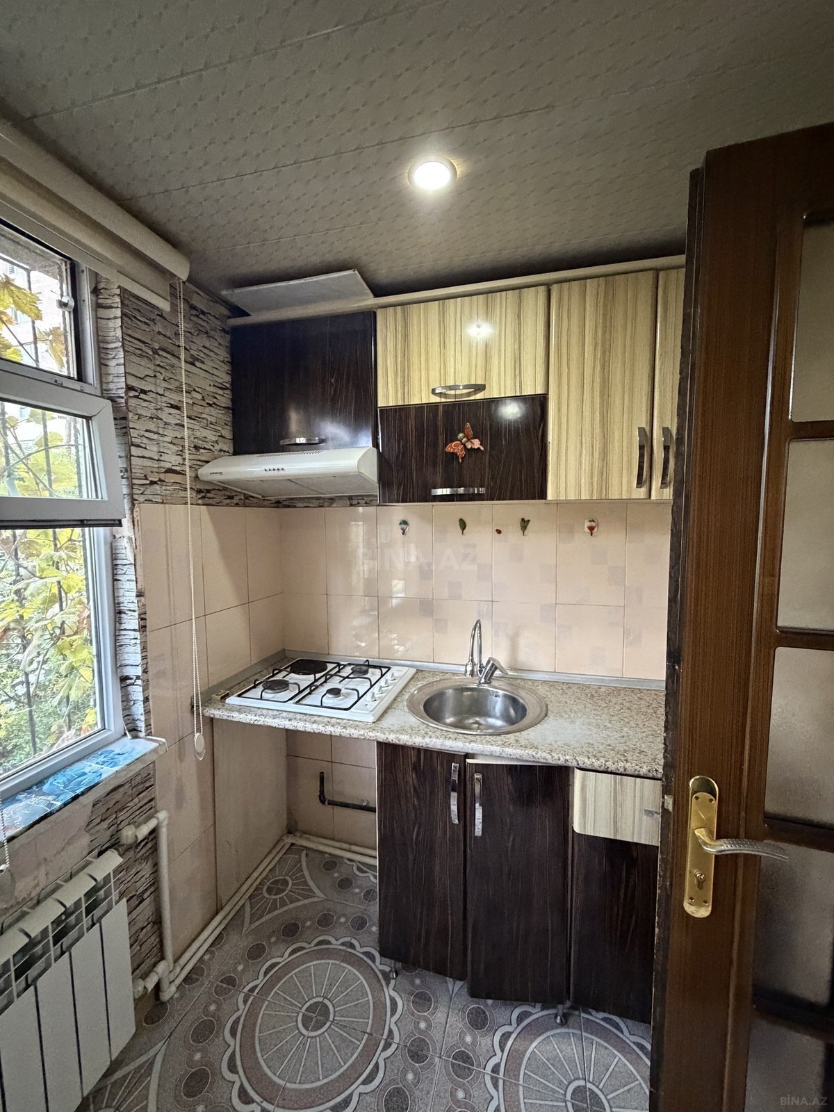 2 otaqlı Köhnə tikili, Neftçilər m., Bakı