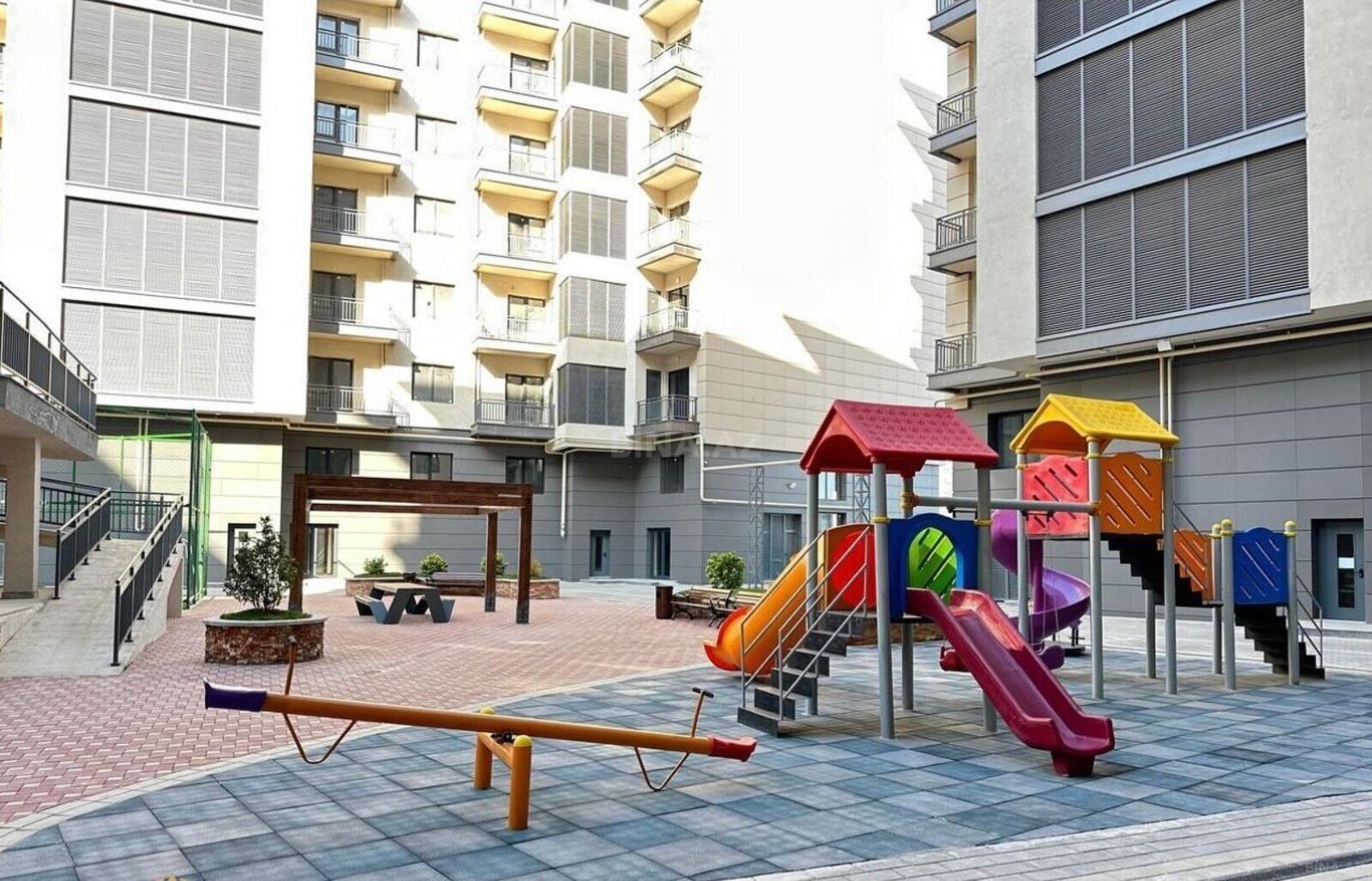 3 otaqlı Yeni tikili, Ağ şəhər q., Bakı